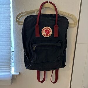 Fjallraven Kånken Navy Backpack with Red Details
